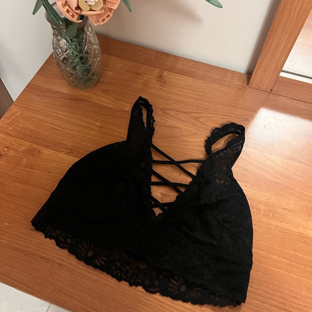 Victoria's Secret Black Lace Strappy Bralette